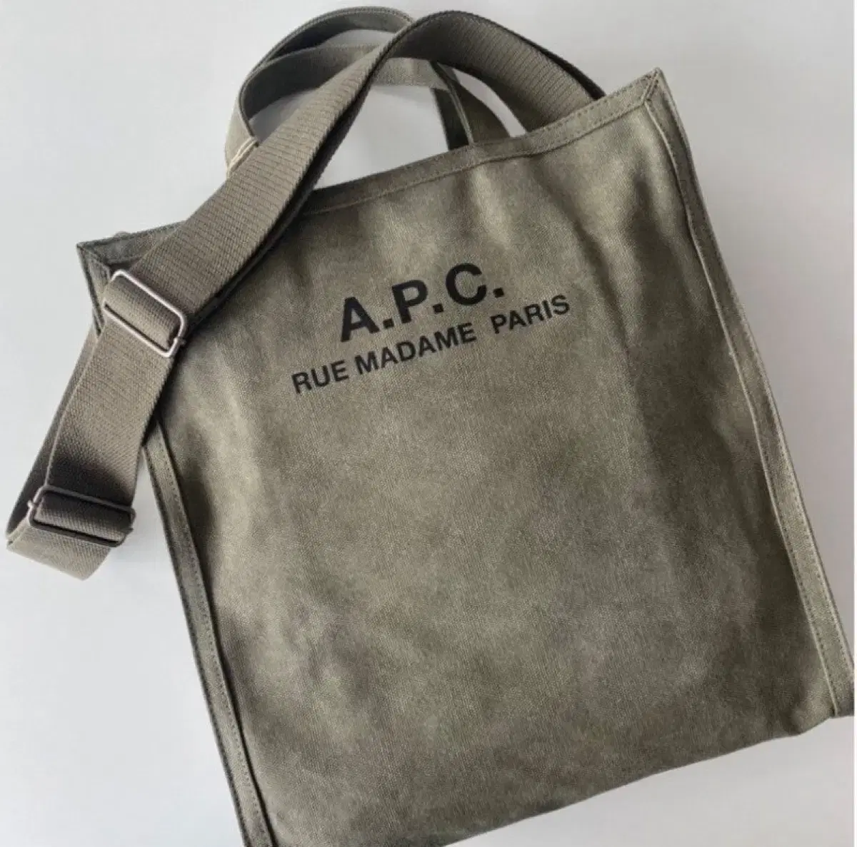 A.P.C 아페쎄 가방  아페쎄 리커버리